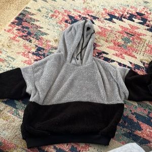 SHEIN sweatshirt size medium